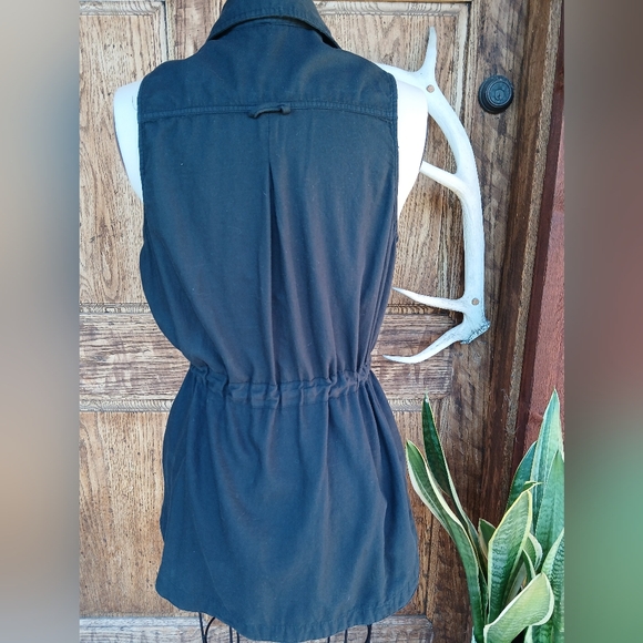FREE PEOPLE Too FAR BLACK LONG TUNIC Utility Cargo Vest XS Sleeveless Button Up - Picture 2 of 10
